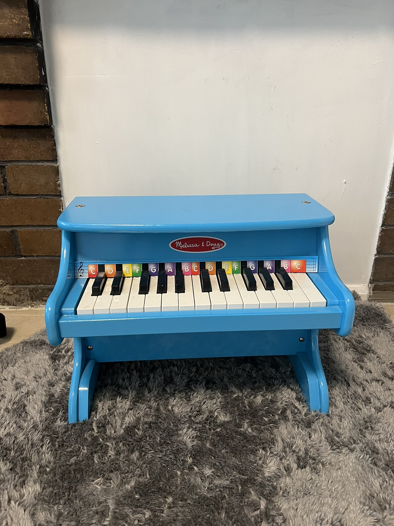 Melissa & Doug mini piano