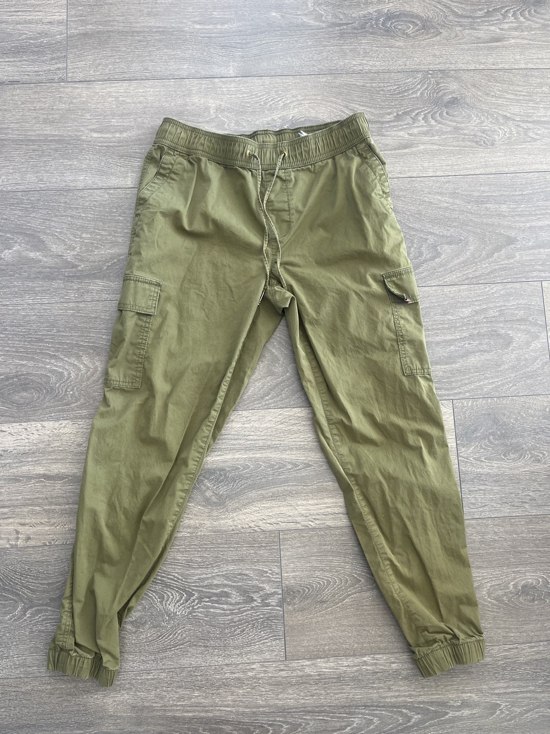 Tommy Hilfiger Cargo Pants thumbnail