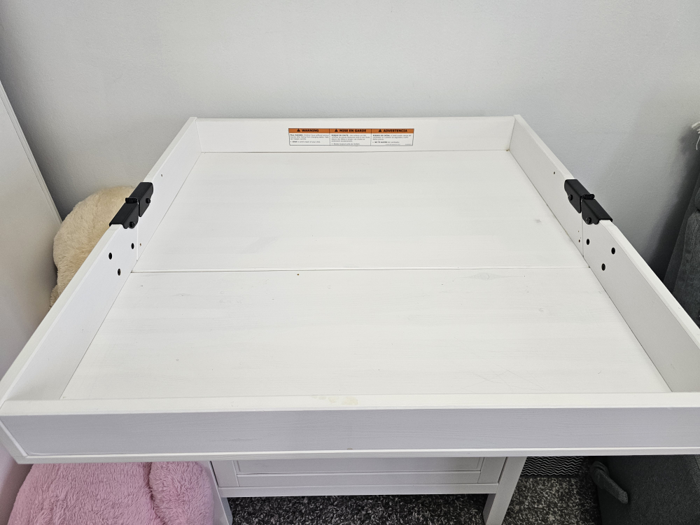 change table / chest Ikea sundvik