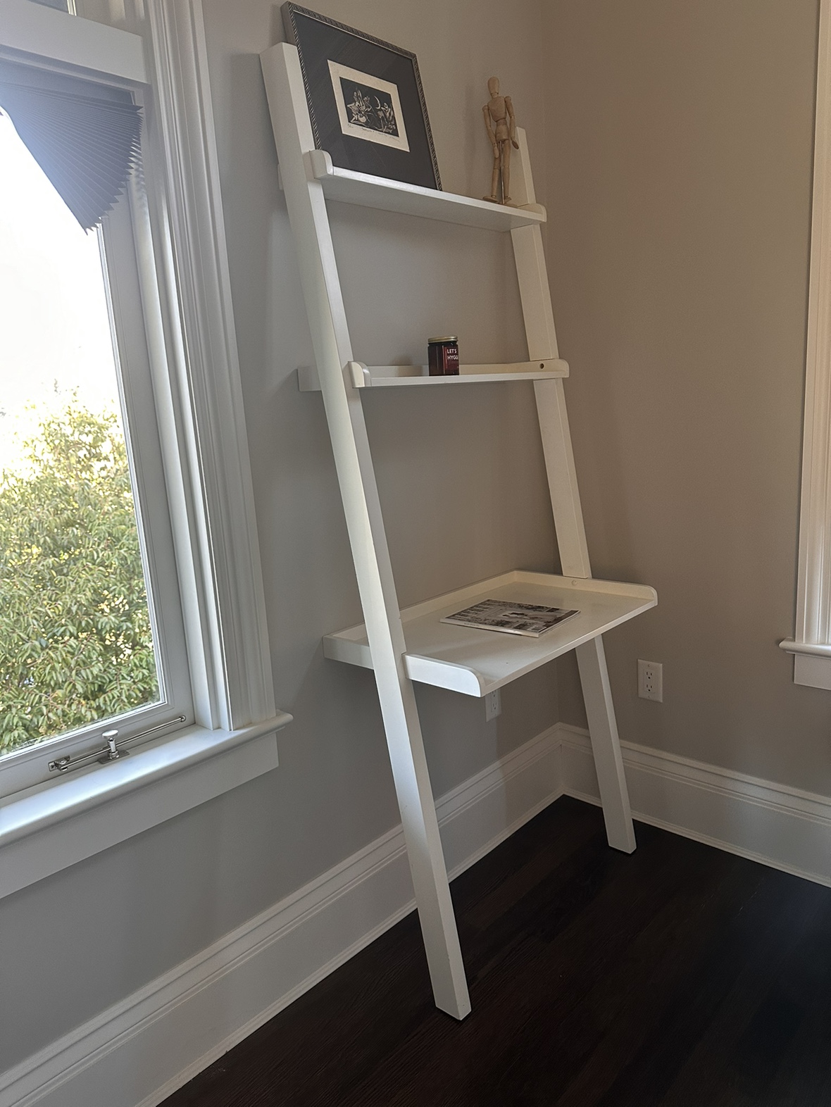 EQ3 Wall desk - photo 3
