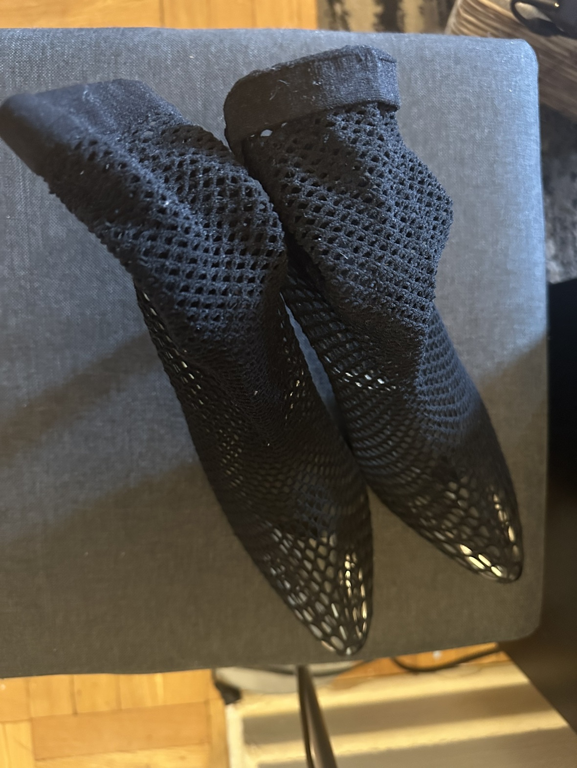 Fishnet heels image indicator(7)