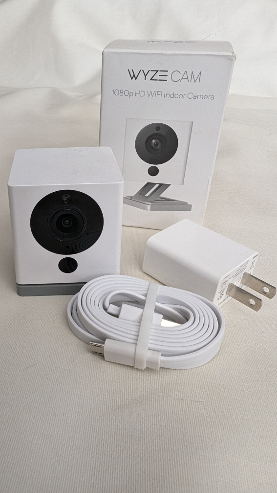 Wyze Cam V2 with AI for iPhone/Android thumbnail