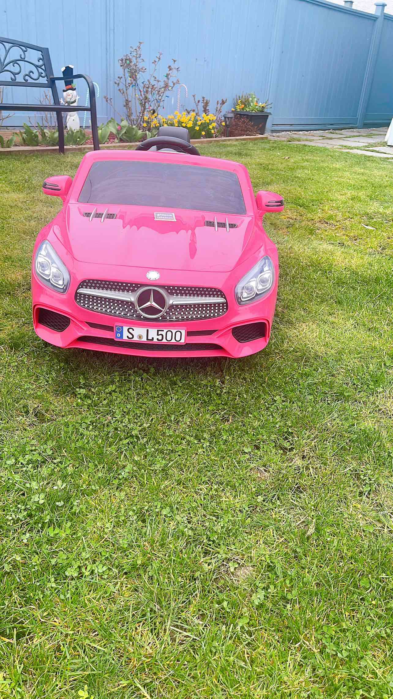 MERCEDES CAR