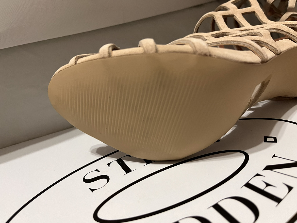 BNIB Steve Madden women’s high heel shoes image indicator(3)