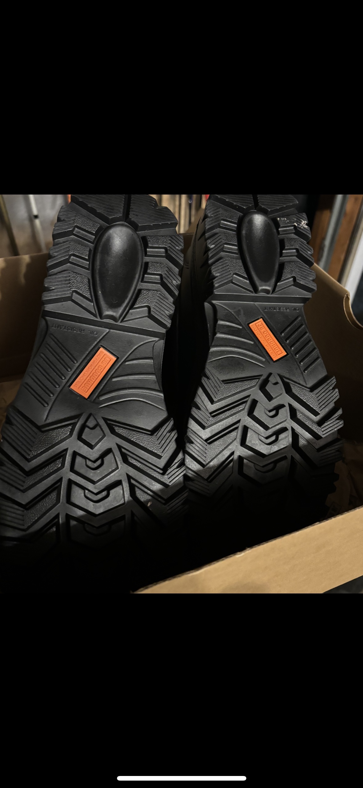 Safety construction boots image indicator(2)