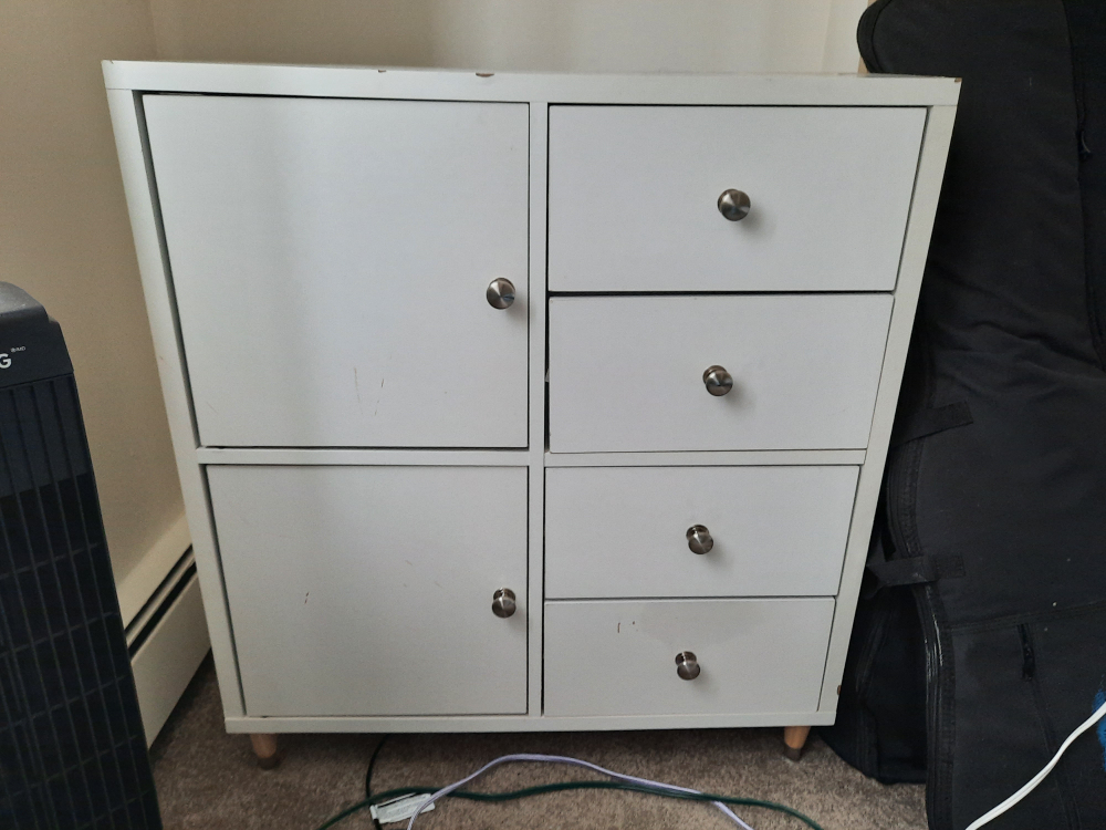 Small white dresser