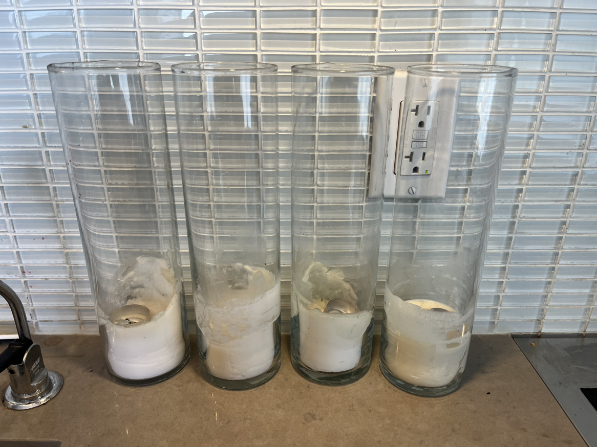 4 Cylinder glass vase $8 image indicator(3)