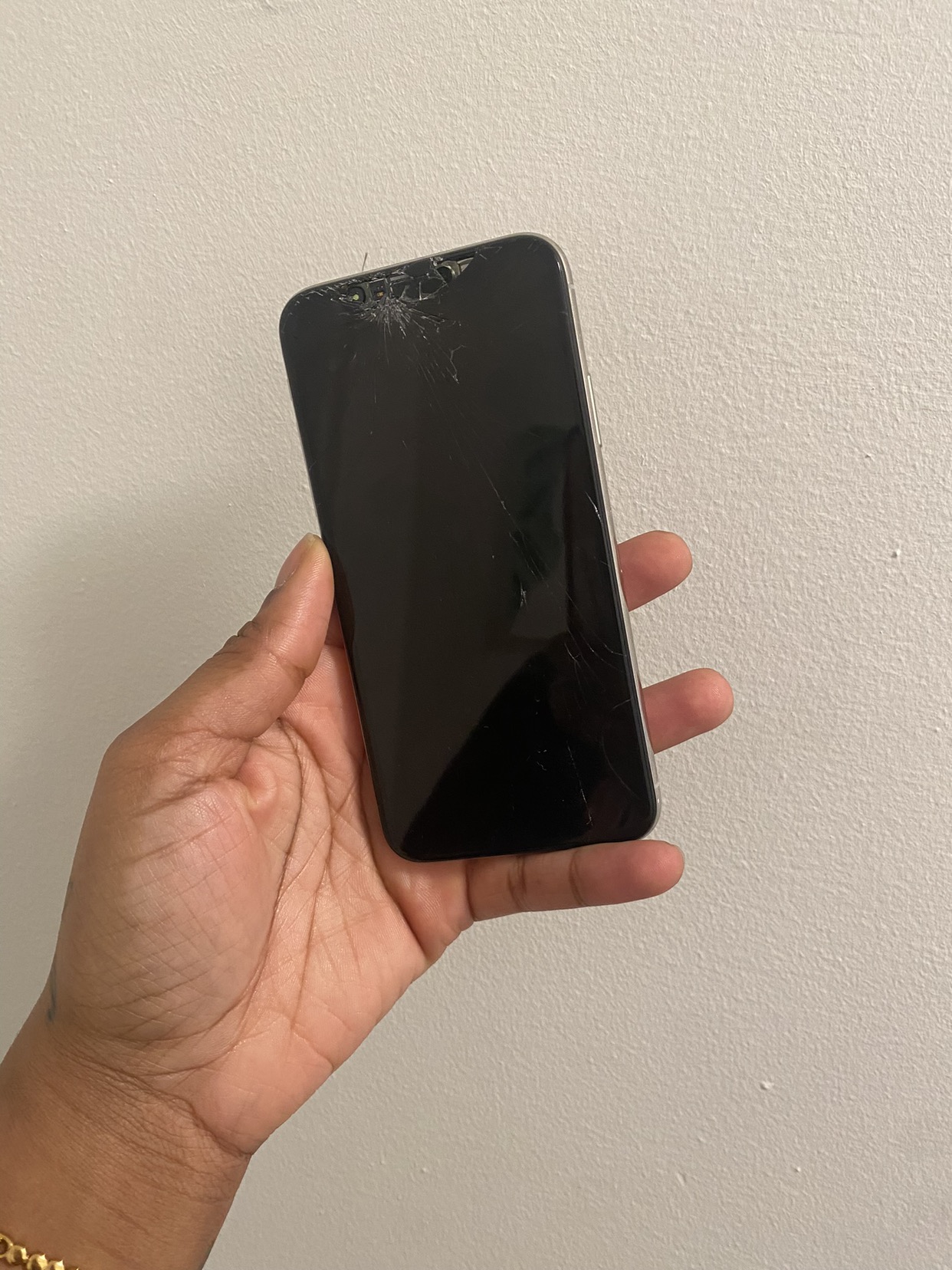 Broken iPhone X