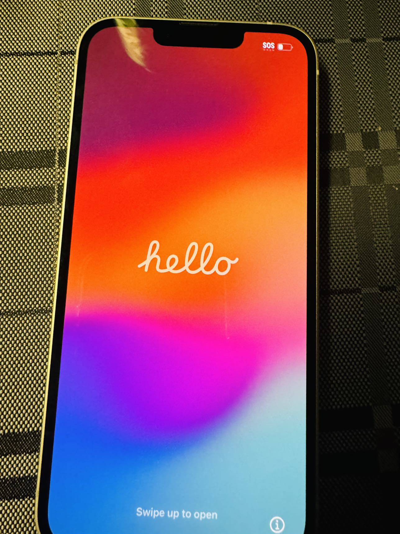 Iphone 14 128 GB image indicator(3)