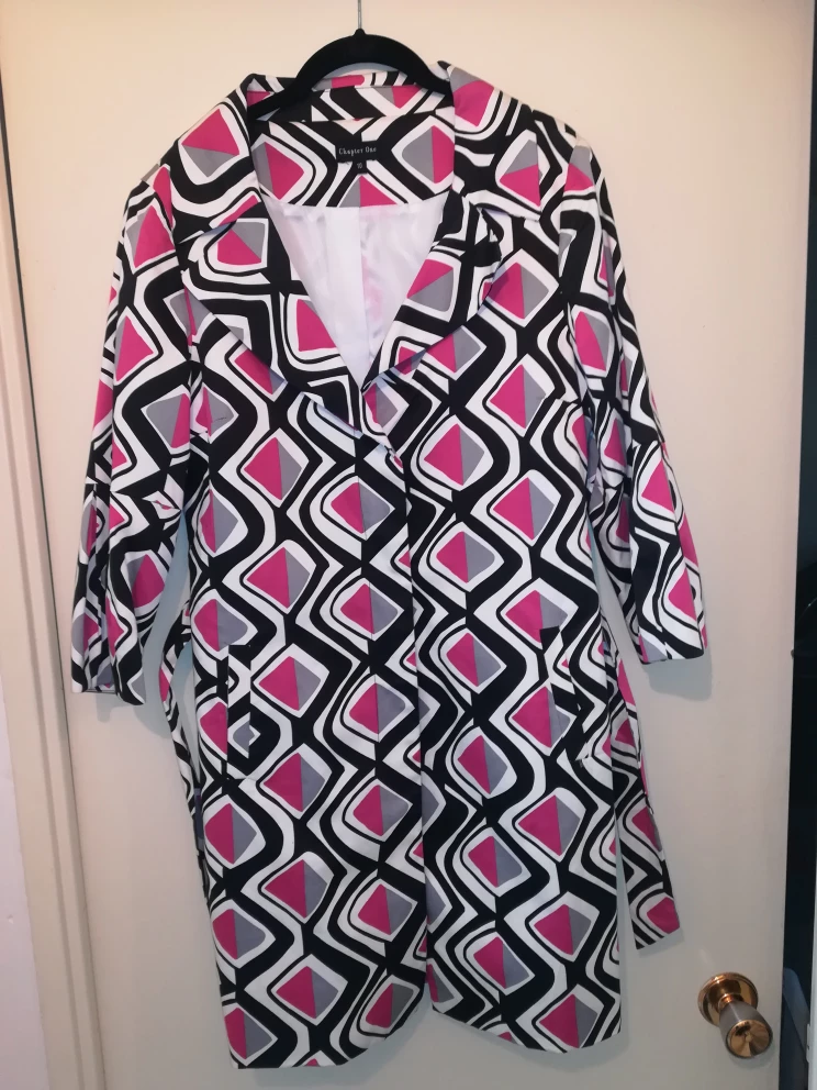 NEW with tags , Women's sprint jacket/coat size 10 image indicator(2)