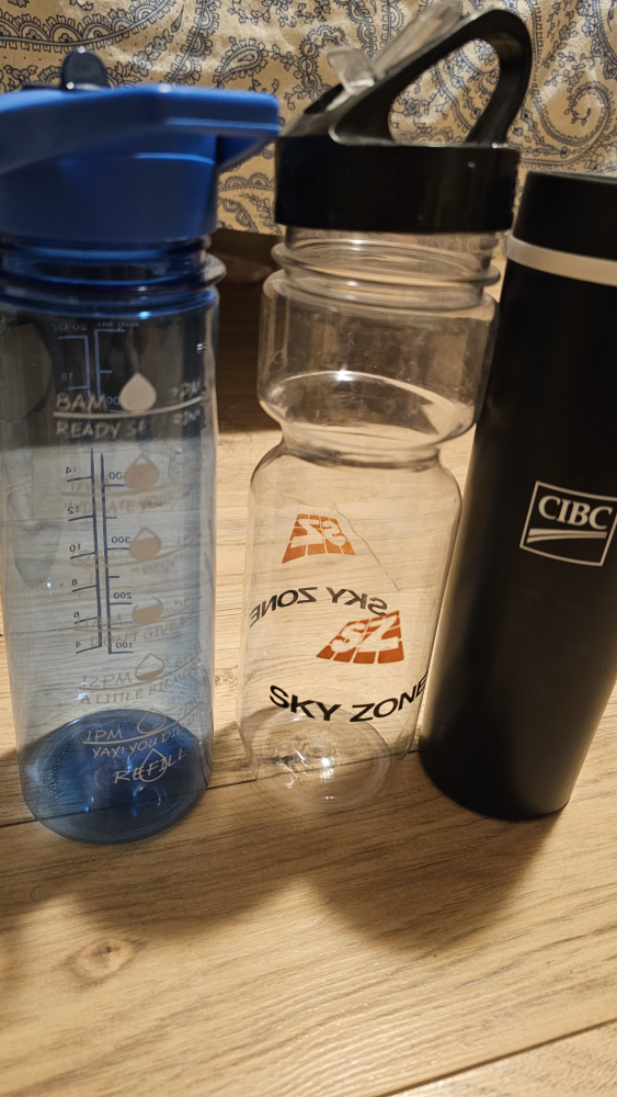 three used bottles #freecycle - photo 2