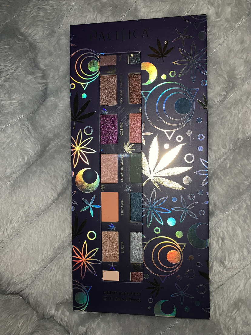 Pacifica Cosmic Reflect 14 pan eyeshadow palette image indicator(2)