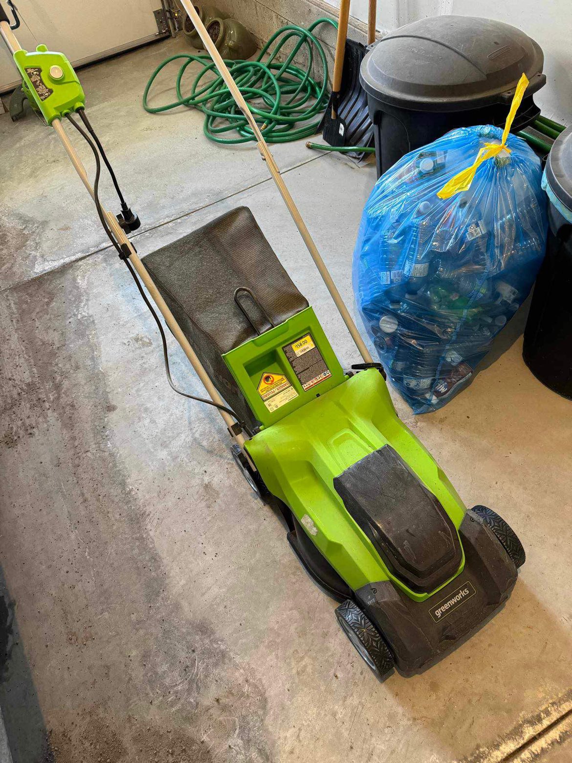 electric lawn mower