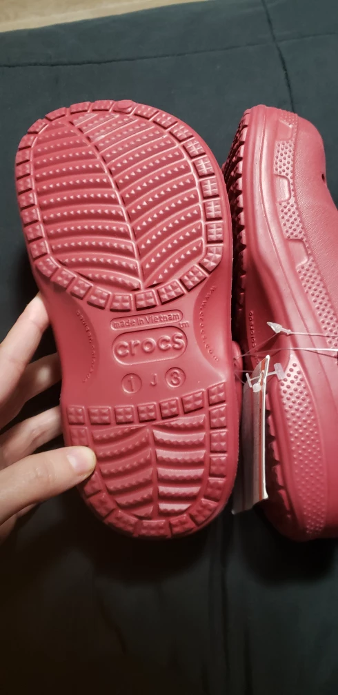 $20 Kids crocs 1/J/3 - photo 3