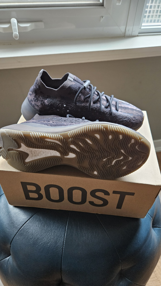 Adidas Yeezy Boost 380 - ONYX - photo 4