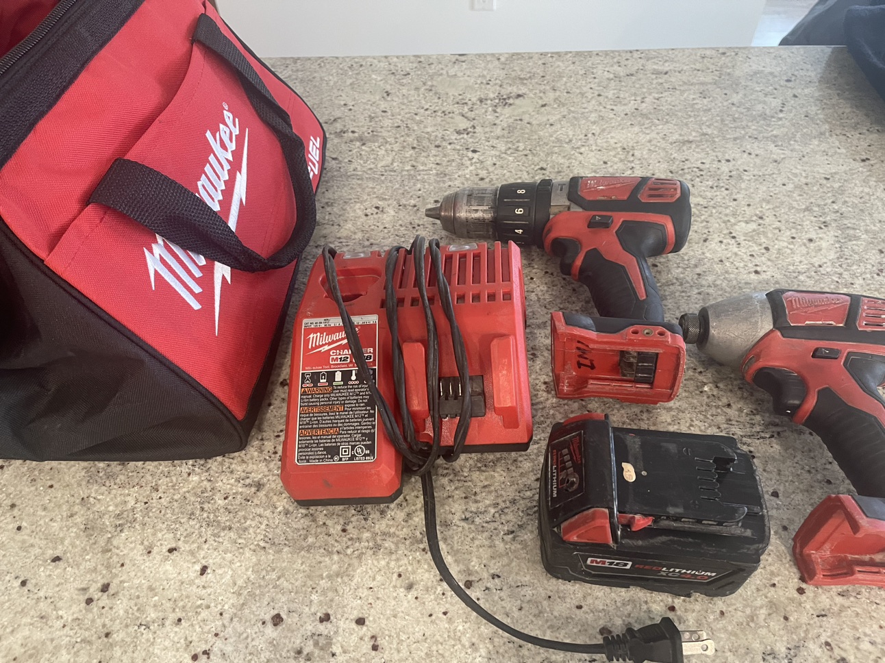 Milwaukee Tool M18 18V Lithium-Ion Cordless Hammer Drill thumbnail