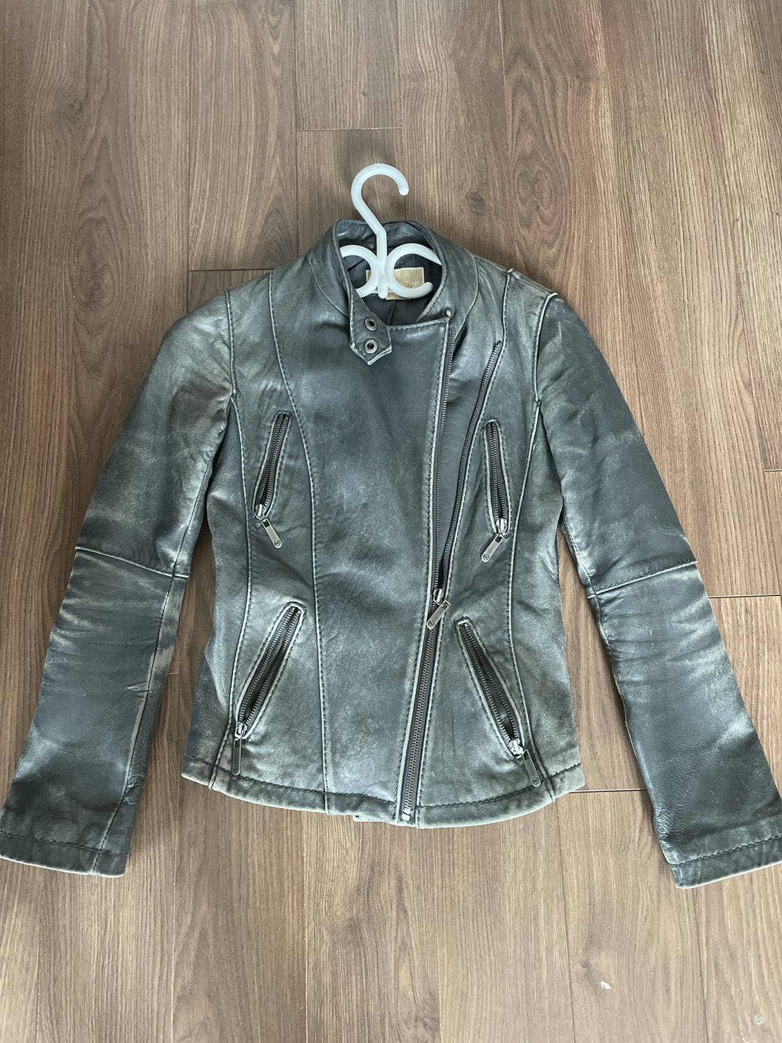 Michael kors leather jacket image indicator(2)