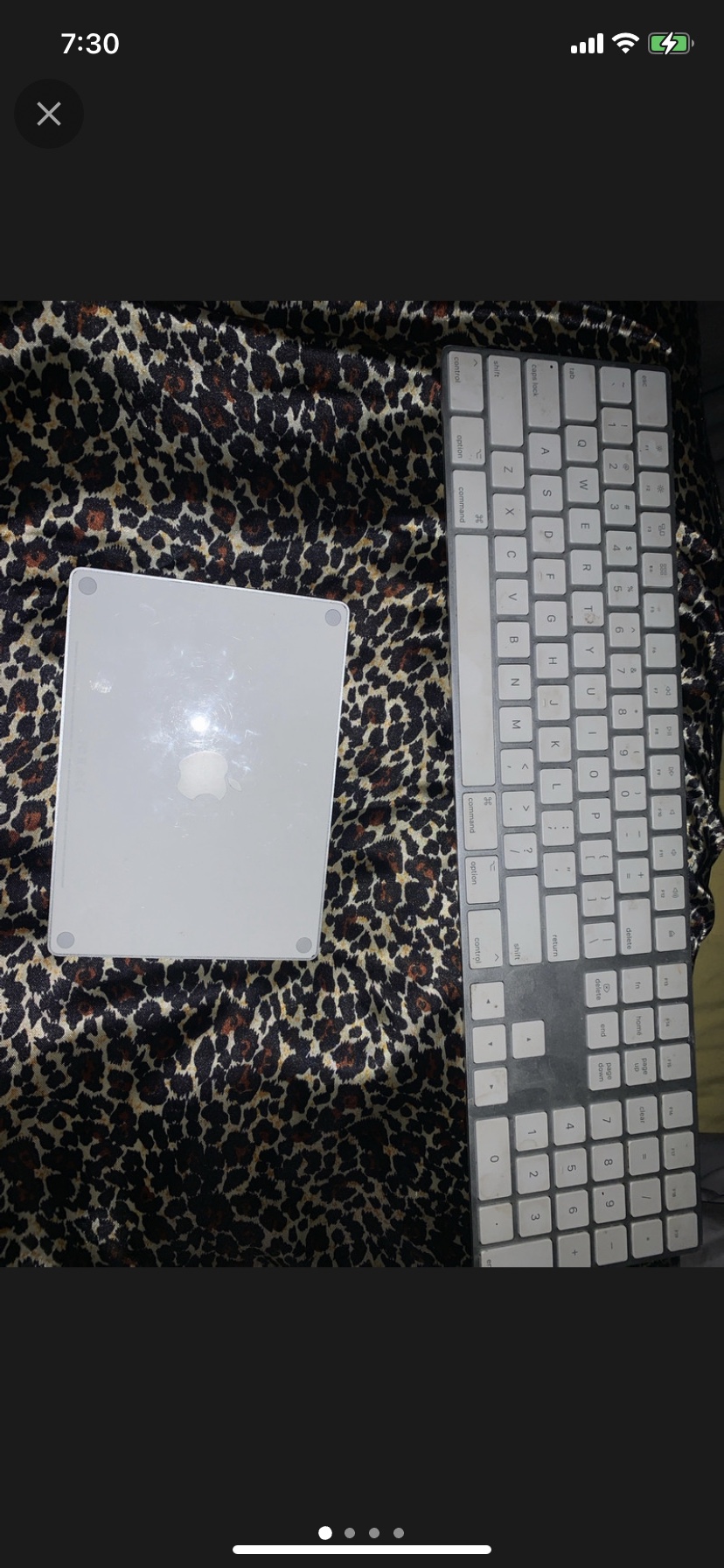 Apple wireless keyboard thumbnail