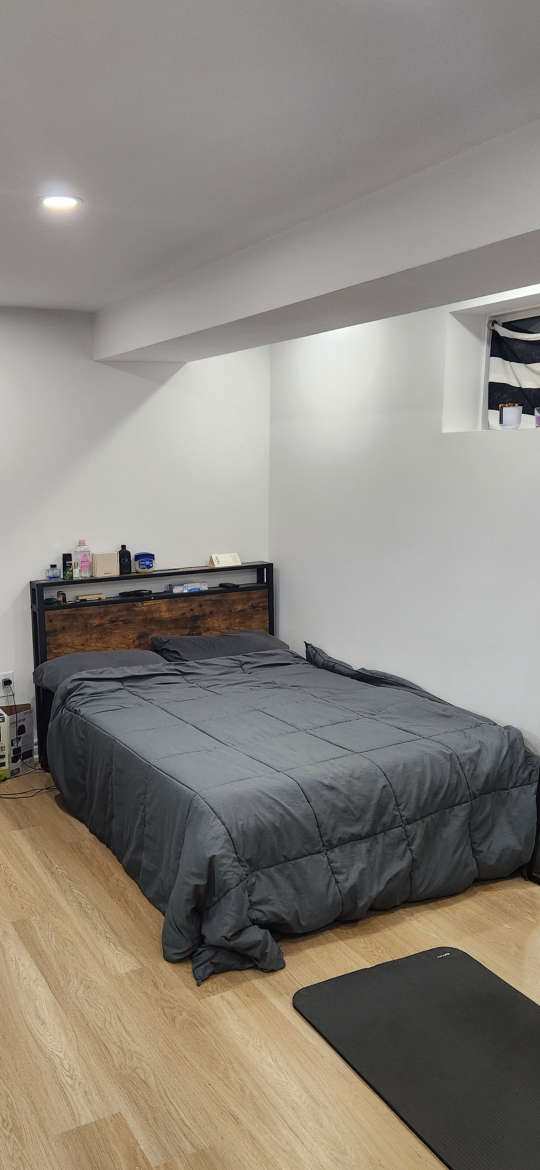 Double size Bedframe and Ikea mattress (pick up only!) thumbnail