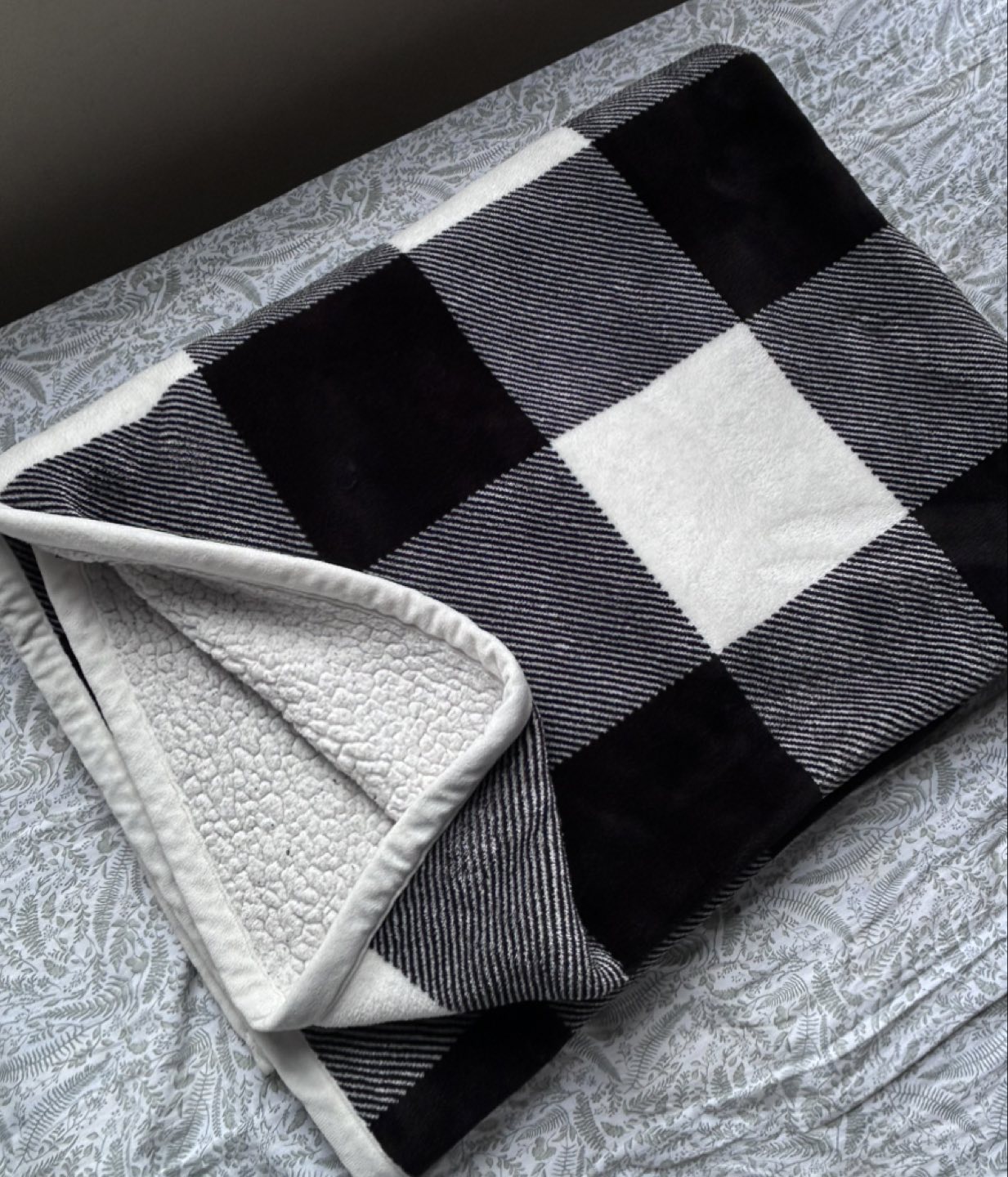 Plaid Wool throw Blanket thumbnail