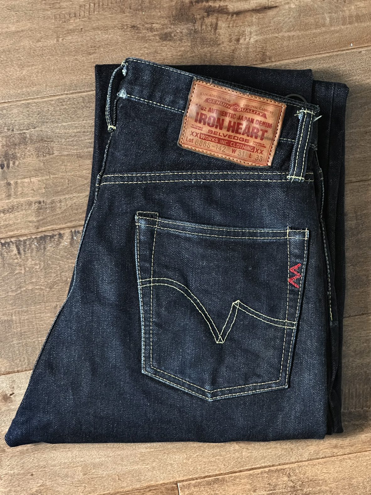 Iron Heart IH-888S-142 Selvedge Denim Relaxed Taper Indigo 31 thumbnail