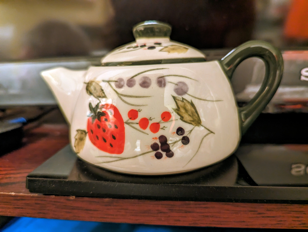 Porcelain teapot. thumbnail