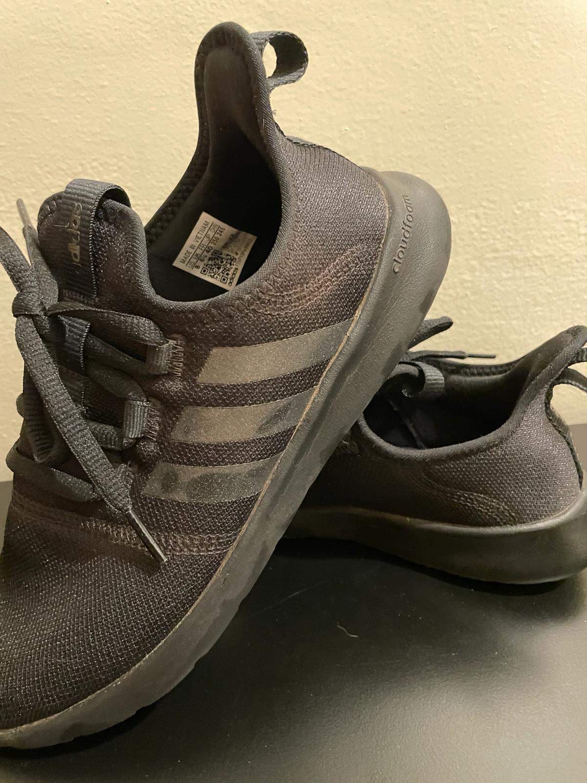 Woman’s shoes - photo 3