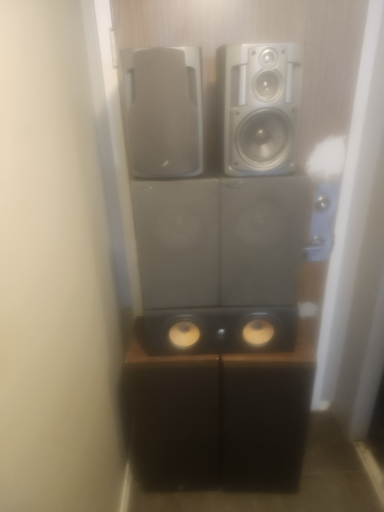 Speakers $70 - photo 2