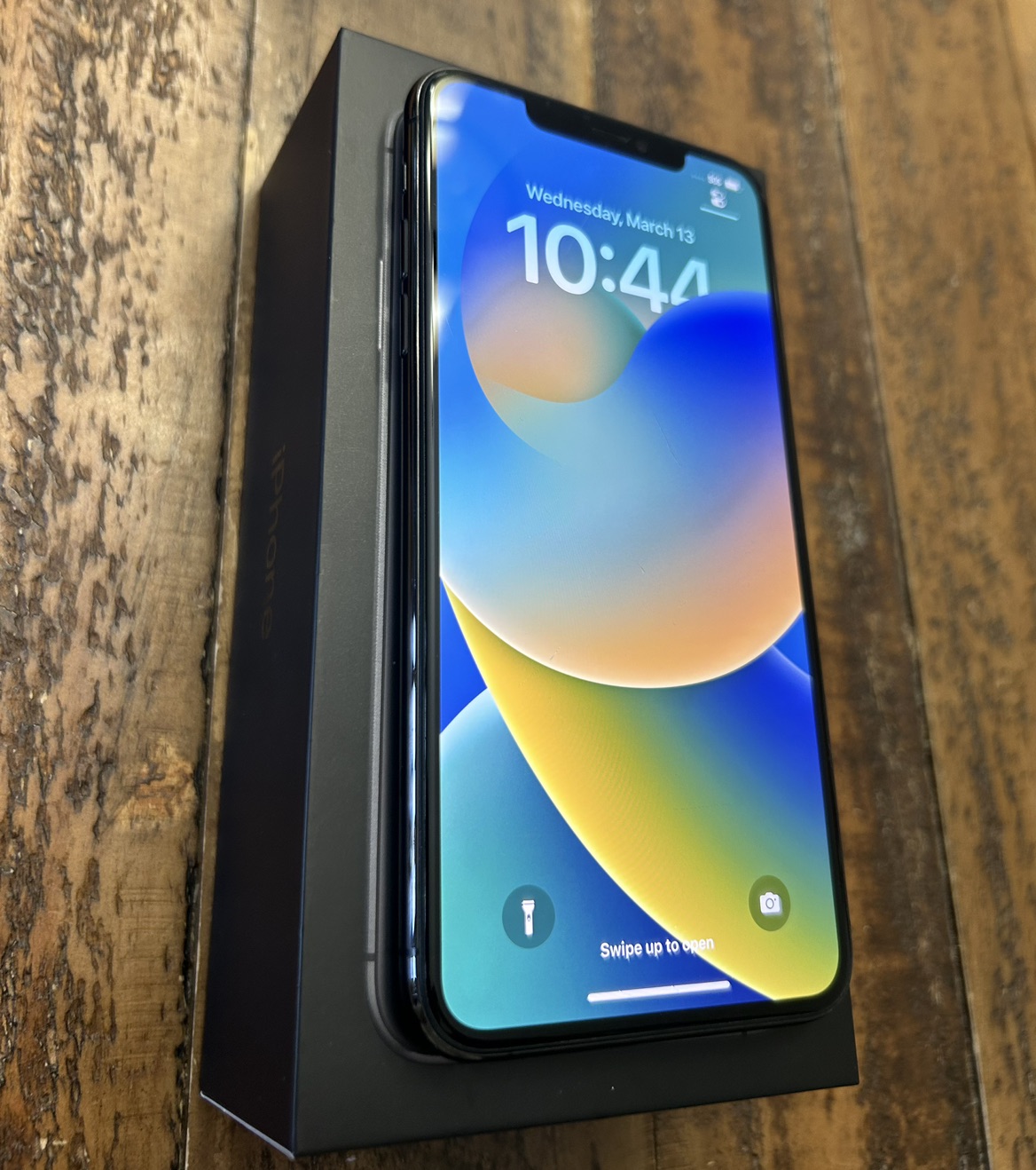 IPhone 11 Pro Max 64GB - photo 2