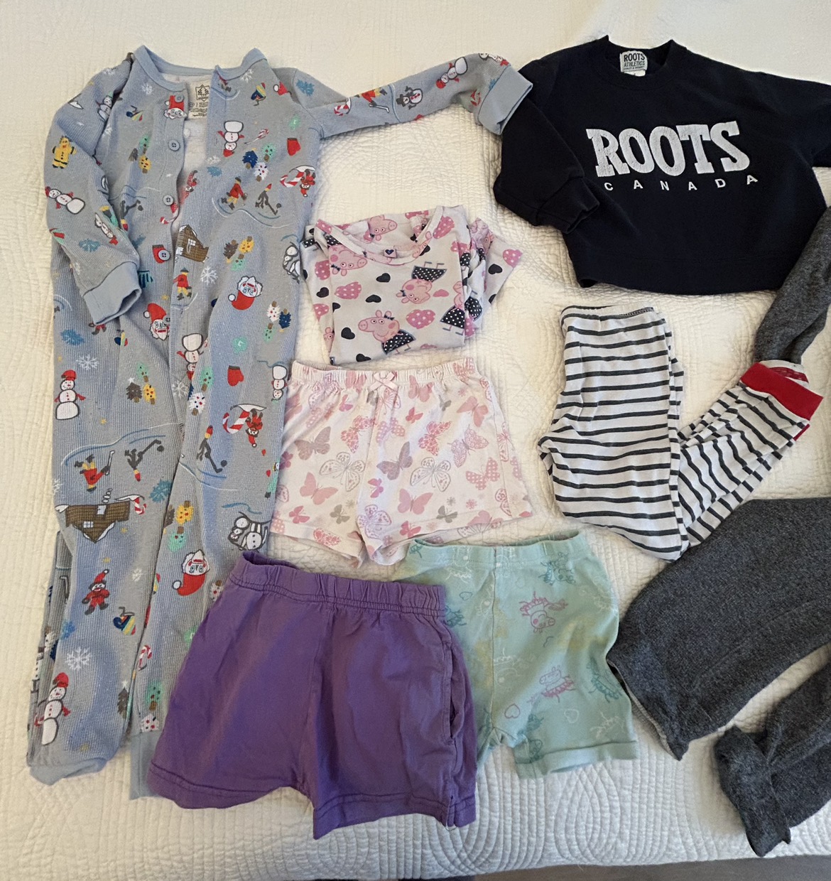 Kids’ Roots, Arborist, etc. Clothing Lot Size 4-5T image indicator(3)