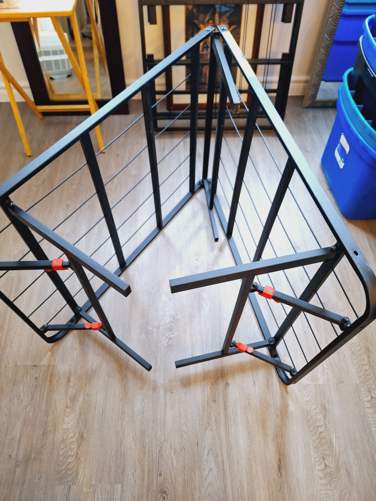 2 Metal bed frames for mattress. - photo 2