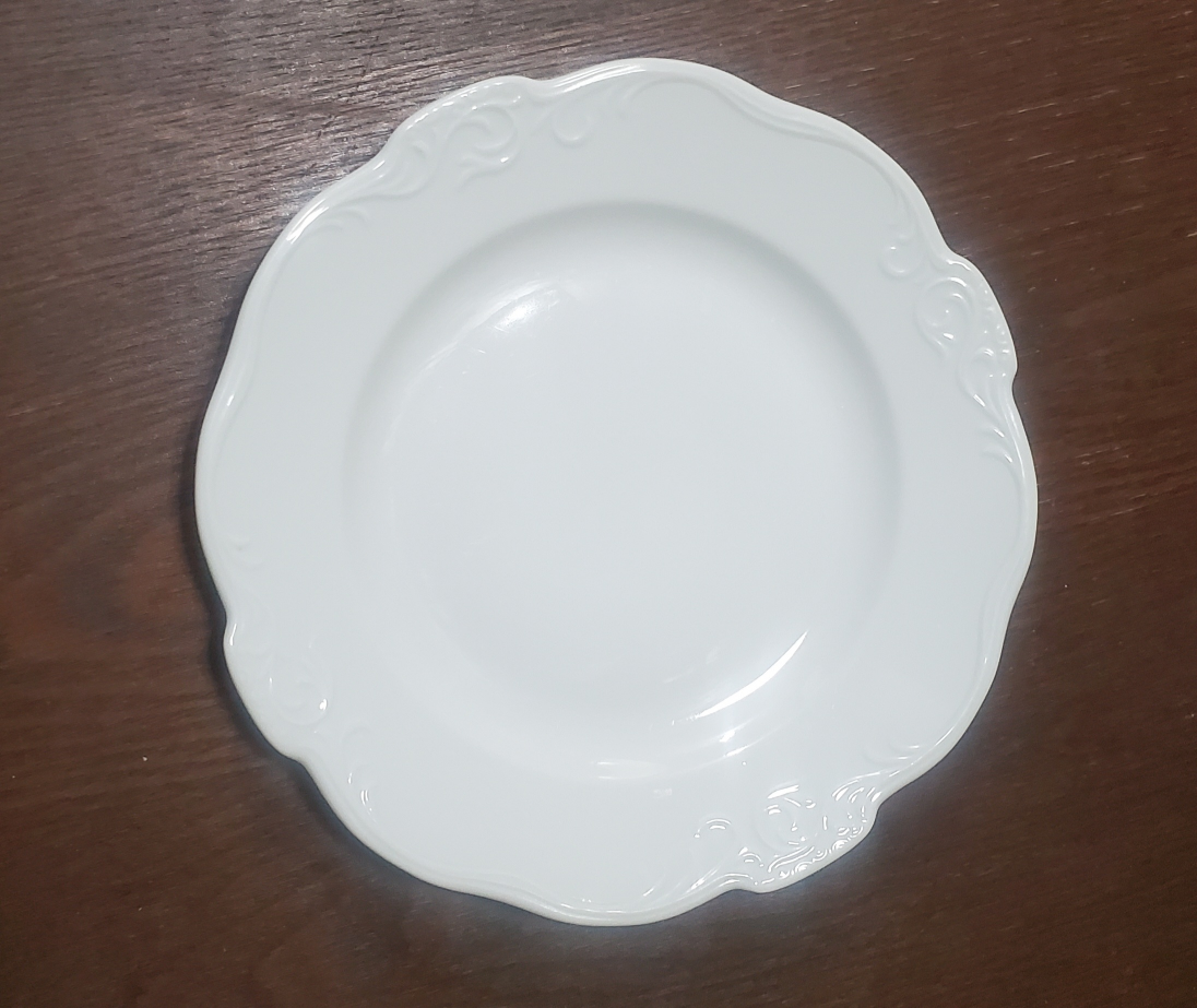Korea white porcelain plates 3sets of 6 each - photo 3