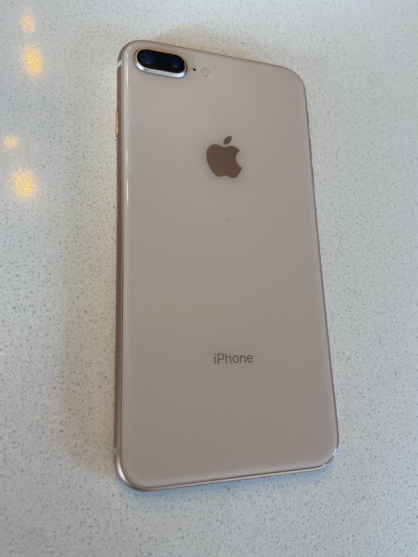 iPhone 8 Plus 64 gig - photo 3