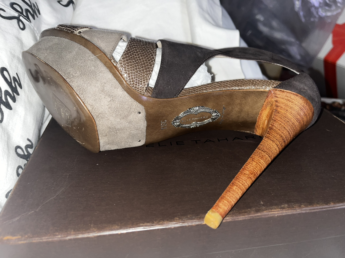BNIB Ellie Tahari, high heel shoes image indicator(4)