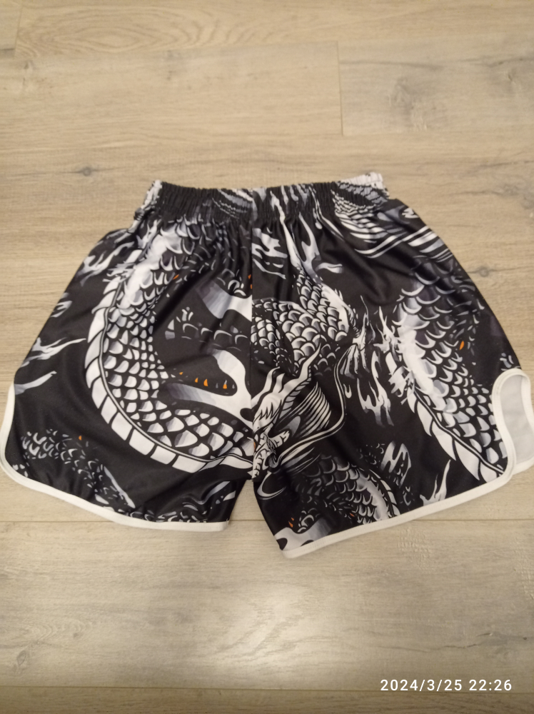 Venum Kikboksing, Muay thai shorts Size S - photo 2