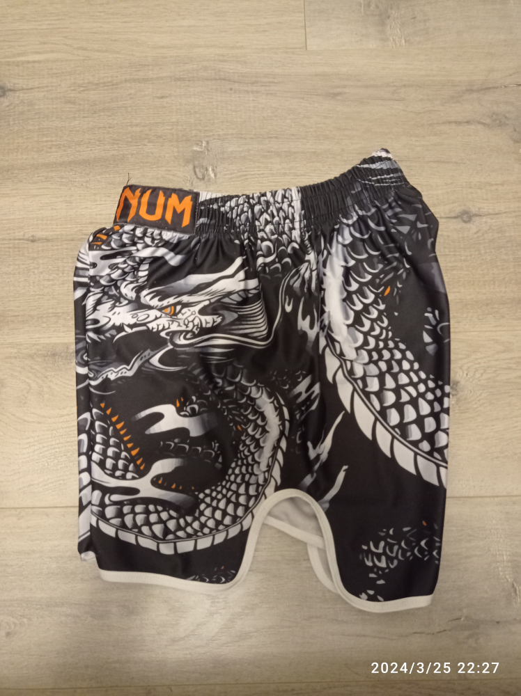 Venum Kikboksing, Muay thai shorts Size S - photo 4
