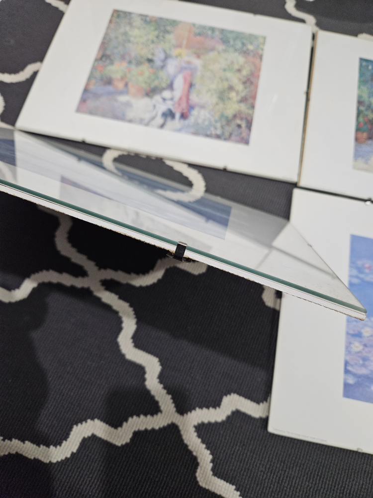 Framed pictures image indicator(2)