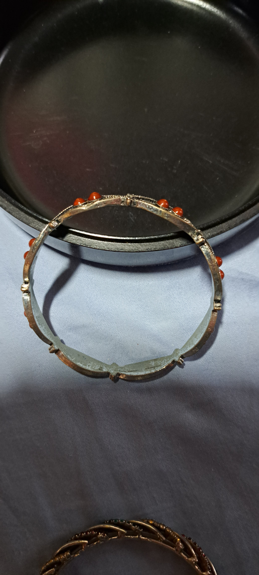 Bangles image indicator(3)