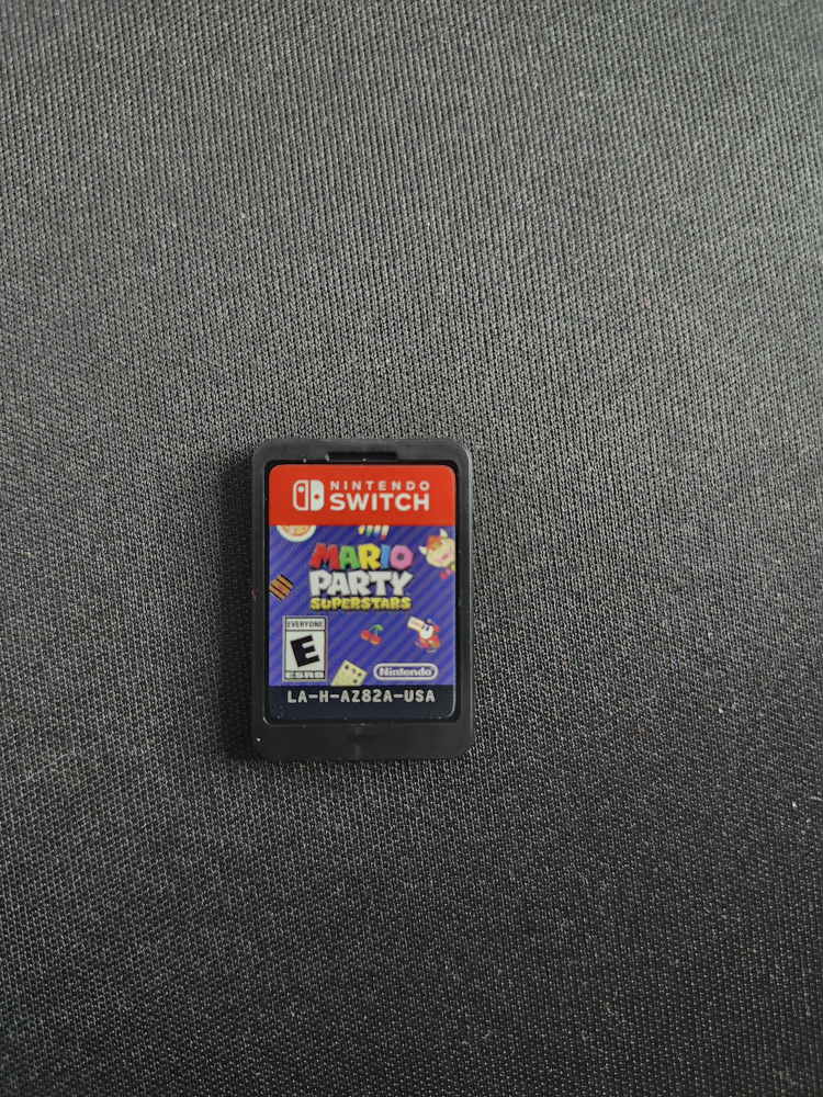 Nintendo switch game ( mario party), read thumbnail