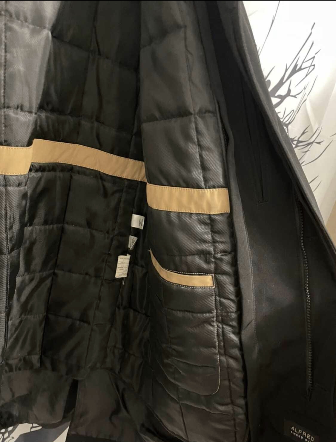 Mens jacket w/attached vest | *pics are awful, sorry image indicator(3)