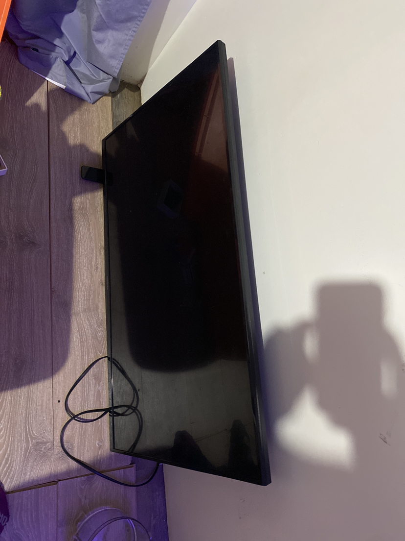 HDMI TV Insignia