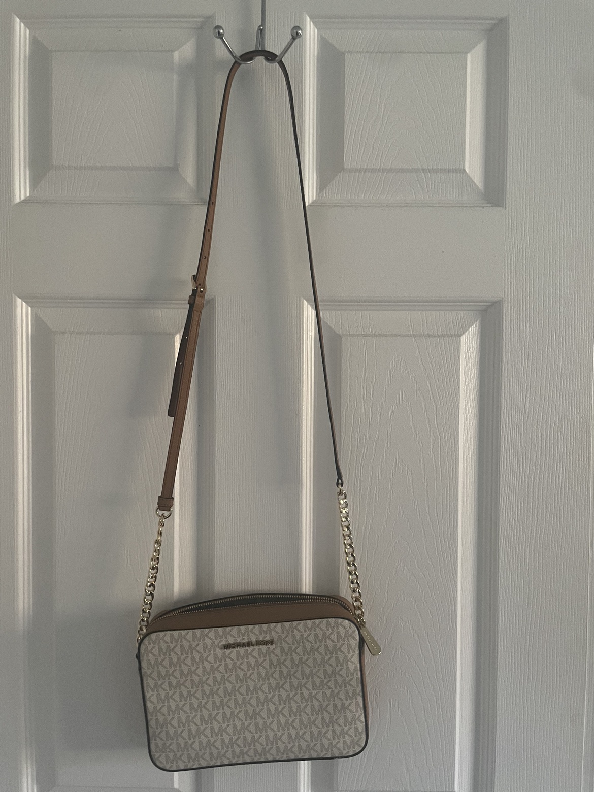 Michael Kors bag for sale - photo 2
