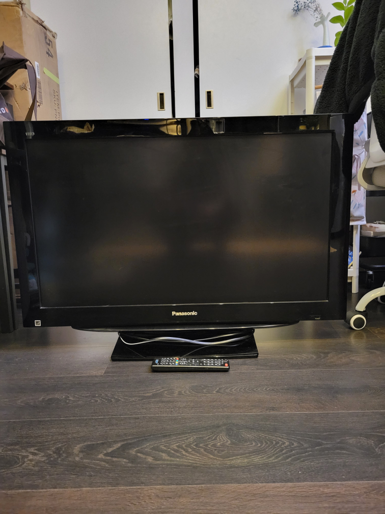 TV - Panasonic TC 37ZLC85 thumbnail