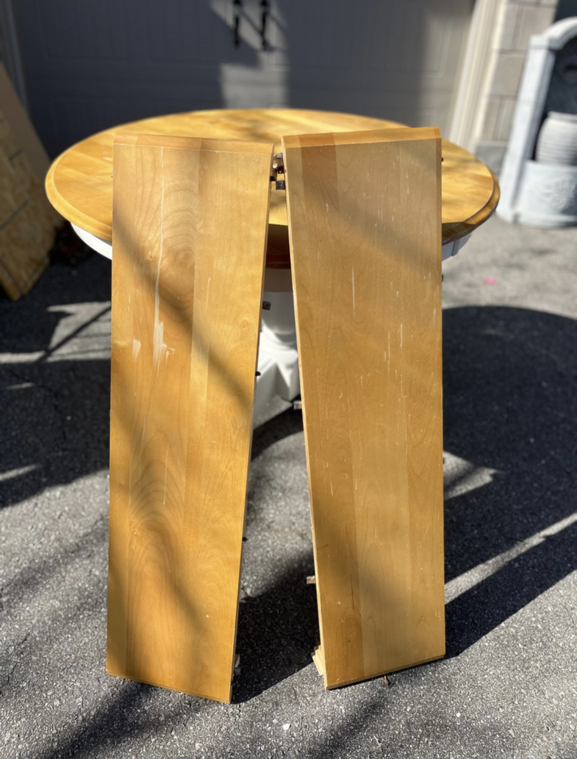 Expandable Wooden Pedestal Table - photo 2