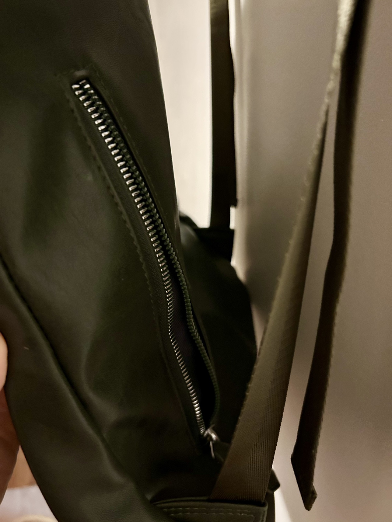 Waterproof Dark Green Backpack 17L with Padded Straps - photo 5