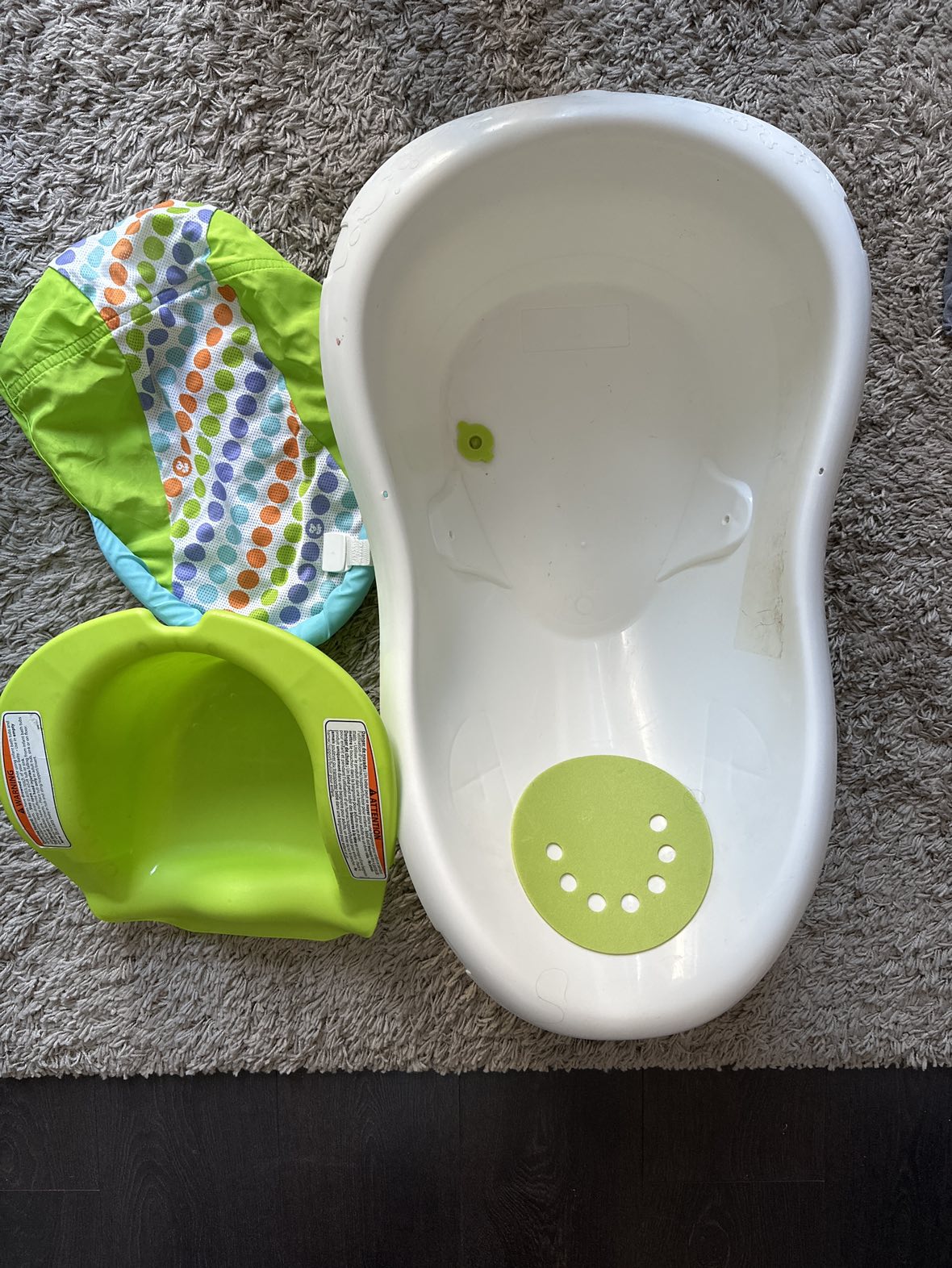 Fisher and Price Bath Tub 3 into 1 and 0+ thumbnail