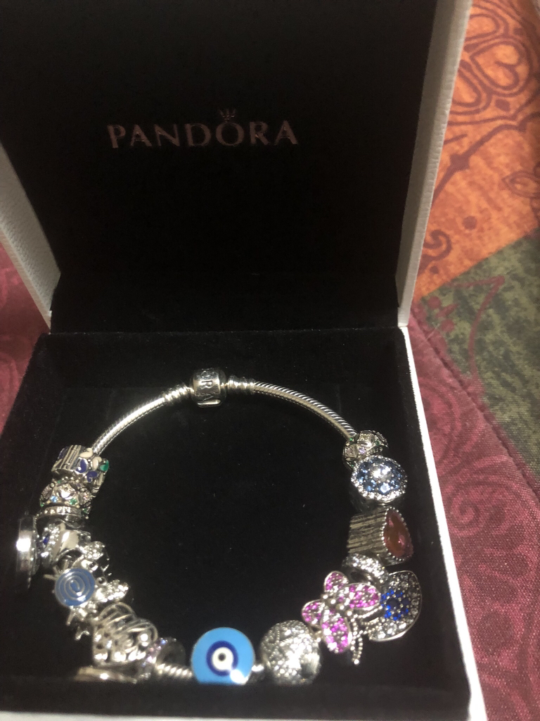 Pandora bracelet and charms - photo 4