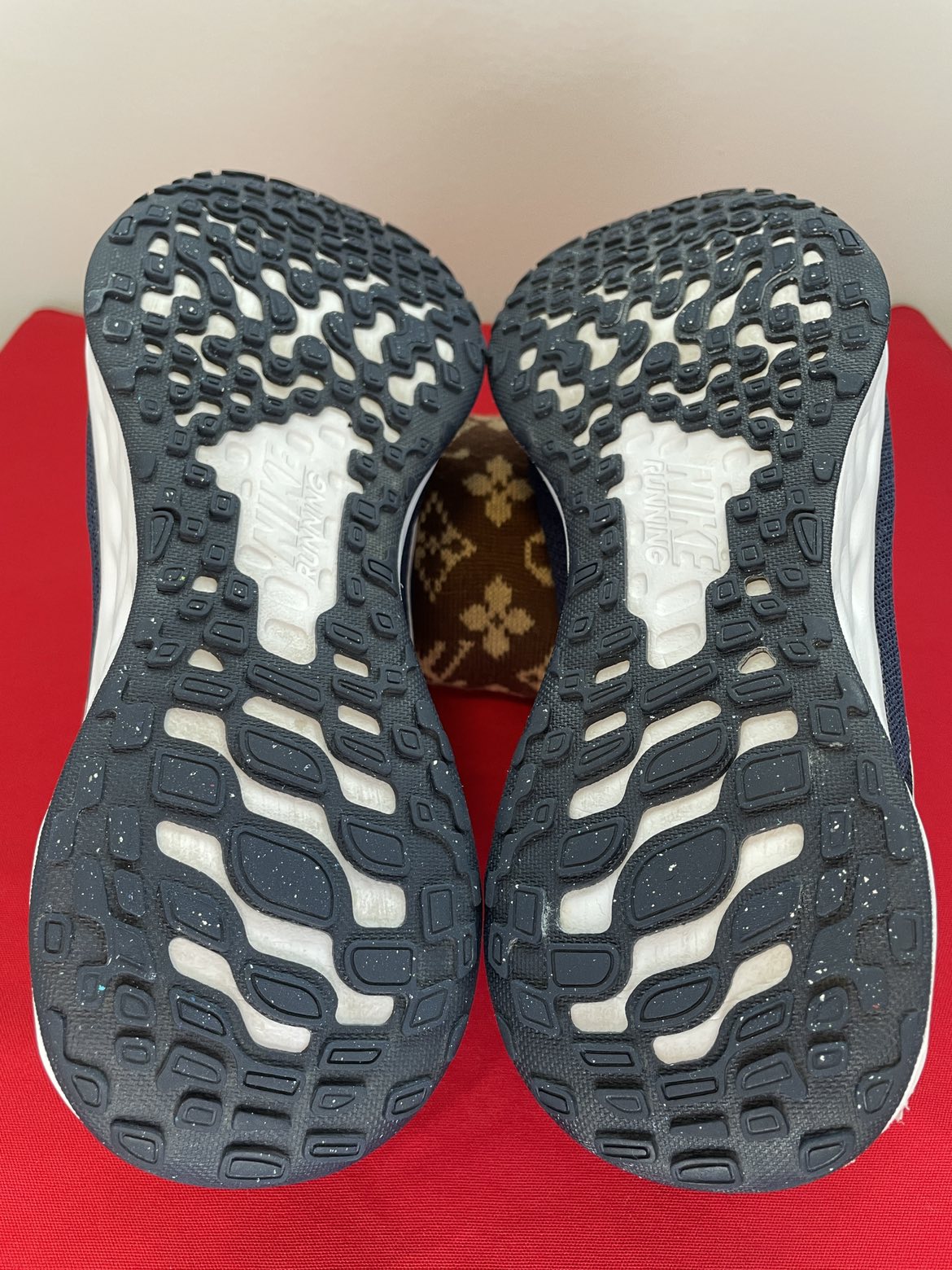 Nike Running Shoes size 9US - photo 5