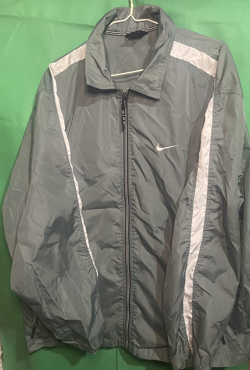 Vintage 1990s Nike windbreaker Large men’s image indicator(4)