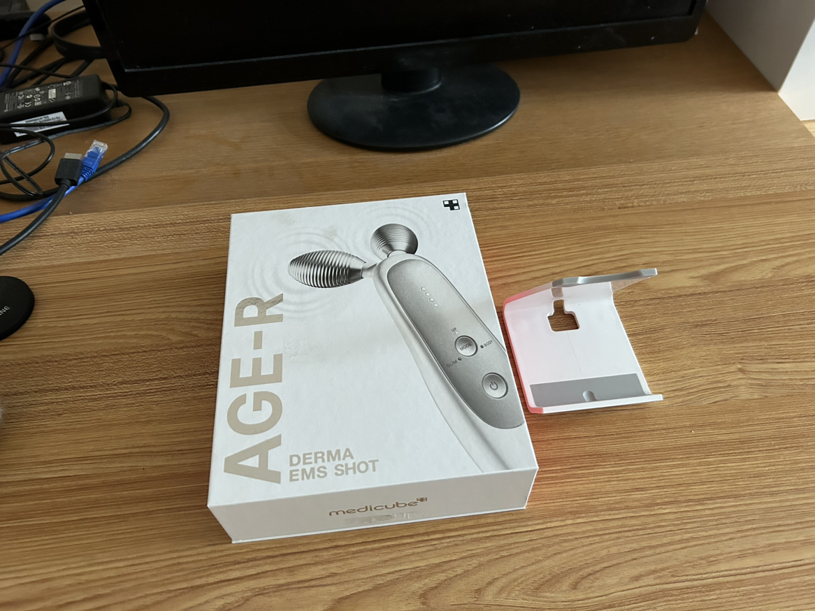 DERMA EMS SHOT image indicator(7)